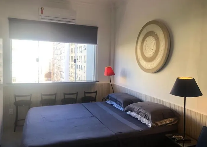 Entre Copacabana E Ipanema, 300 Metros Da Praia, Entre Postos 5 E 6 Rio de Janeiro